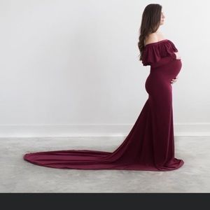 Maternity gown